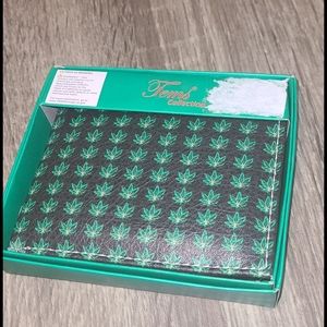 Cool cannibus wallet.